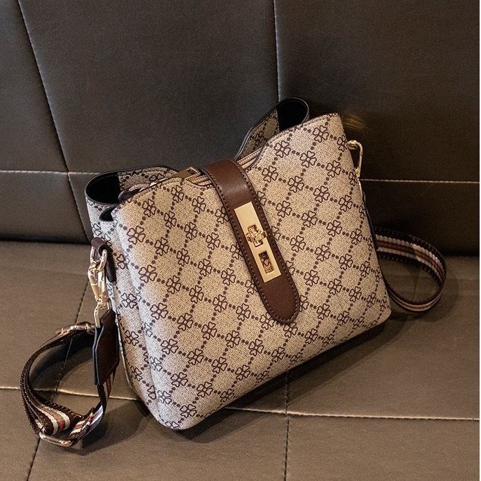 Женская Crossbody Сумочка Монограмма Pattern Холст с коричневой кожаной отделкой